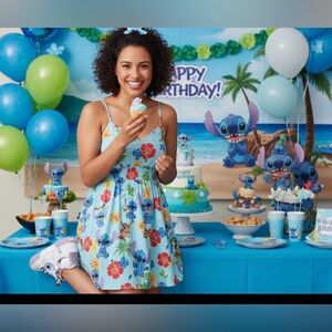 Disney Lilo & Stitch Women's Low-Top Casual Court Sneakers 6